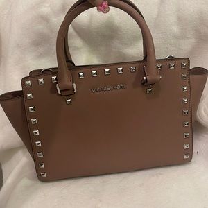 Micheal kors studded Selma purse